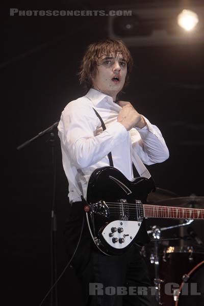 BABYSHAMBLES - 2008-09-13 - LA COURNEUVE - Parc Departemental - Grande Scene - Peter Doherty